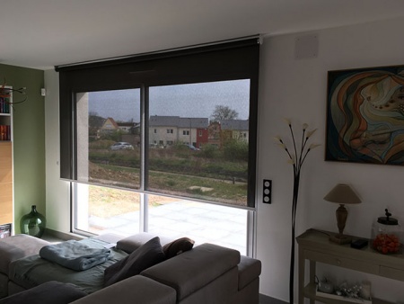 privastores-stores-solarscreen-10.jpg